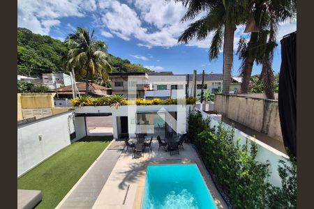 Casa de condomínio à venda com 270m², 2 quartos e 2 vagasVista da Varanda