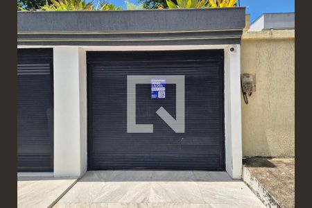 Casa de condomínio à venda com 270m², 2 quartos e 2 vagasPlaca