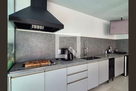 Casa de condomínio à venda com 270m², 2 quartos e 2 vagasVaranda Área externa