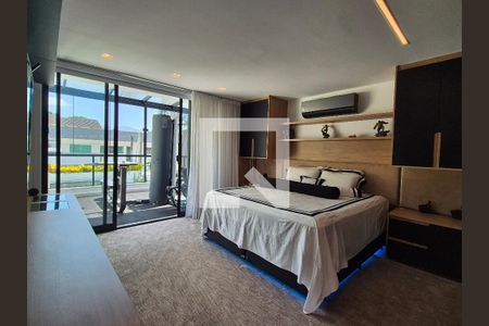 Casa de condomínio à venda com 270m², 2 quartos e 2 vagasSuite 2