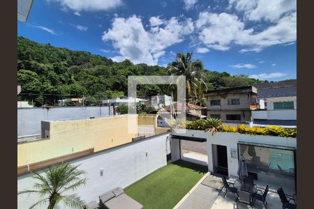 Casa de condomínio à venda com 270m², 2 quartos e 2 vagasVista da Varanda