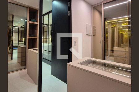 Casa de condomínio à venda com 270m², 2 quartos e 2 vagasCloset da suíte 2