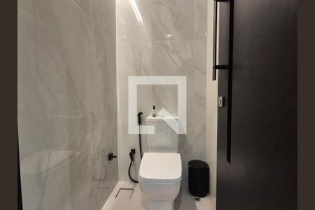 Casa de condomínio à venda com 270m², 2 quartos e 2 vagasBanheiro da Suíte 2