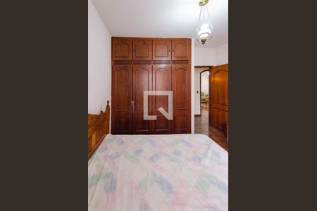 Casa à venda com 240m², 4 quartos e 2 vagasQuarto 1