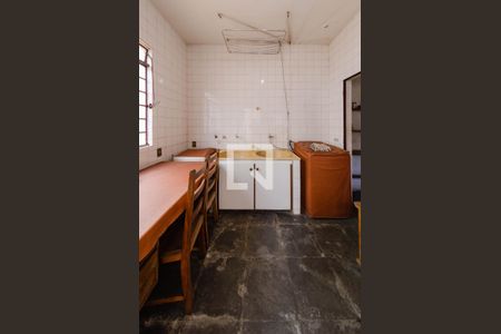 Casa à venda com 240m², 4 quartos e 2 vagasÁrea de serviço