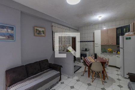 Casa à venda com 208m², 5 quartos e 3 vagasCasa 2 - Sala e Cozinha