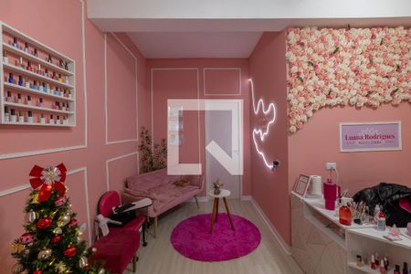 Casa à venda com 208m², 5 quartos e 3 vagasSalão