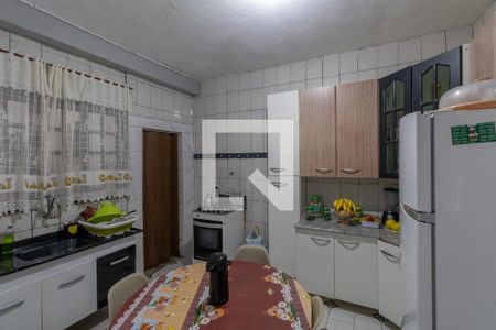 Casa à venda com 208m², 5 quartos e 3 vagasCasa 2 - Sala e Cozinha
