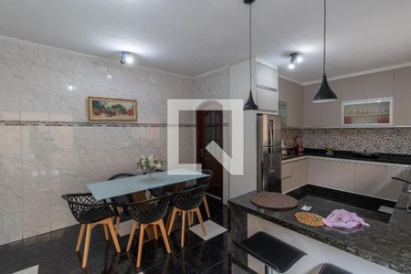Casa à venda com 208m², 5 quartos e 3 vagasCozinha
