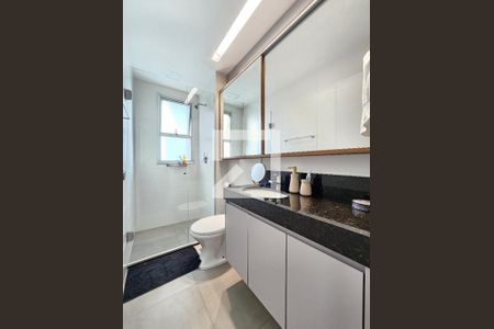 Banheiro da Suíte de apartamento à venda com 2 quartos, 65m² em Cruzeiro, Belo Horizonte
