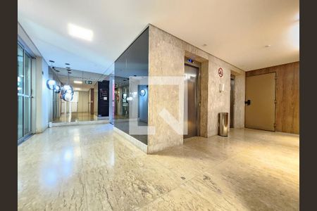 Apartamento à venda com 65m², 2 quartos e 2 vagasHall de entrada