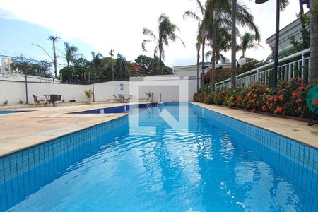 Apartamento à venda com 67m², 2 quartos e 2 vagasÁrea comum - Piscina