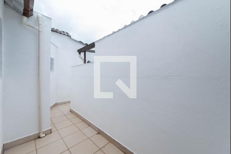 Casa para alugar com 50m², 1 quarto e 1 vagaQuintal
