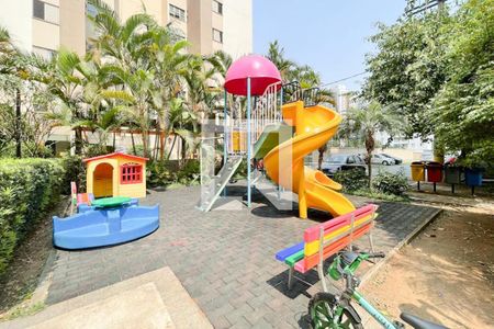 Apartamento para alugar com 68m², 3 quartos e 1 vagaÁrea comum - Playground