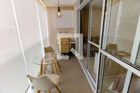 Varanda de kitnet/studio à venda com 1 quarto, 35m² em Real Parque, São Paulo