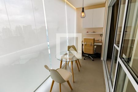 Varanda de kitnet/studio à venda com 1 quarto, 35m² em Real Parque, São Paulo