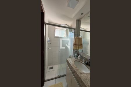 Apartamento à venda com 106m², 4 quartos e 2 vagasbanho