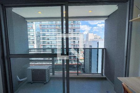 Studio para alugar com 21m², 1 quarto e sem vagaVaranda