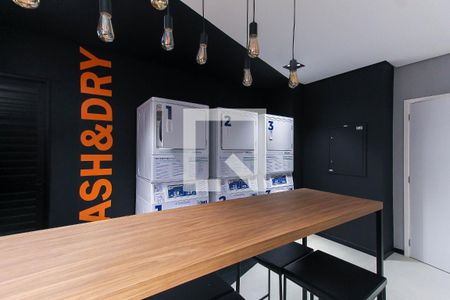 Apartamento à venda com 38m², 2 quartos e sem vaga Apartamento à venda com 38m², 2 quartos e sem vagaLavanderia