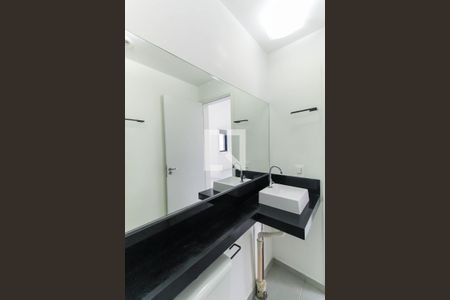 Apartamento à venda com 38m², 2 quartos e sem vaga Apartamento à venda com 38m², 2 quartos e sem vagaBanheiro