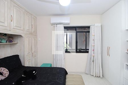 Suíte de apartamento para alugar com 2 quartos, 100m² em Vila Valqueire, Rio de Janeiro