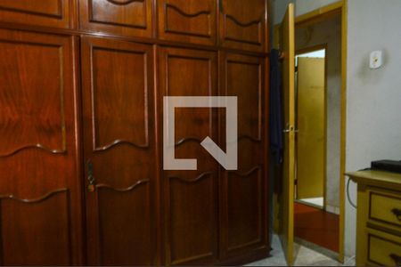 Casa à venda com 450m², 5 quartos e 6 vagas Casa à venda com 450m², 5 quartos e 6 vagasSuíte