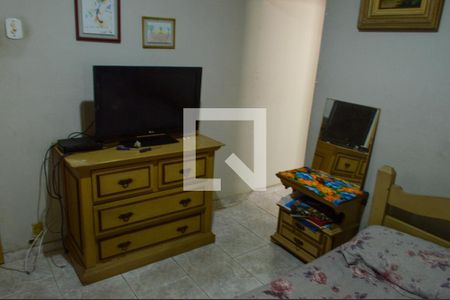 Casa à venda com 450m², 5 quartos e 6 vagas Casa à venda com 450m², 5 quartos e 6 vagasSuíte