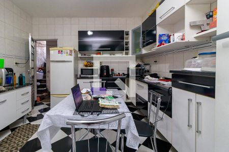 Casa à venda com 300m², 3 quartos e 2 vagas Casa à venda com 300m², 3 quartos e 2 vagasCozinha