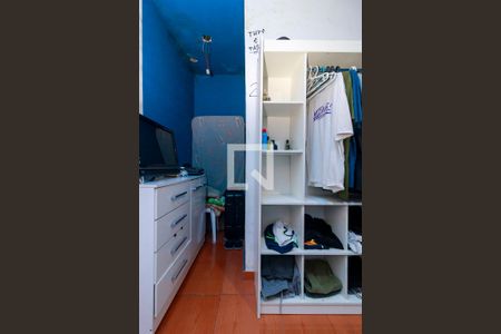 Casa à venda com 300m², 3 quartos e 2 vagas Casa à venda com 300m², 3 quartos e 2 vagasQuarto 2