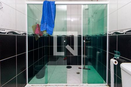 Casa à venda com 300m², 3 quartos e 2 vagas Casa à venda com 300m², 3 quartos e 2 vagasSuíte - Banheiro