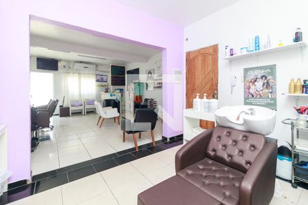 Casa à venda com 300m², 3 quartos e 2 vagas Casa à venda com 300m², 3 quartos e 2 vagasGaragem