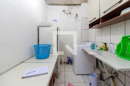 Casa à venda com 300m², 3 quartos e 2 vagas Casa à venda com 300m², 3 quartos e 2 vagasÁrea de Serviço