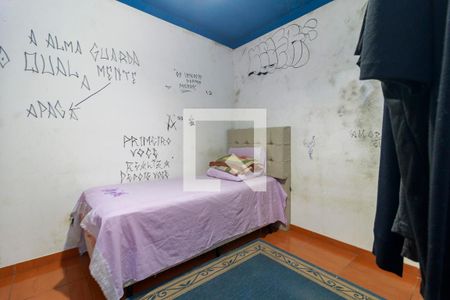 Casa à venda com 300m², 3 quartos e 2 vagas Casa à venda com 300m², 3 quartos e 2 vagasQuarto 2