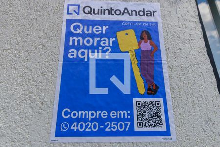 Casa à venda com 300m², 3 quartos e 2 vagas Casa à venda com 300m², 3 quartos e 2 vagasPlaca Instalada