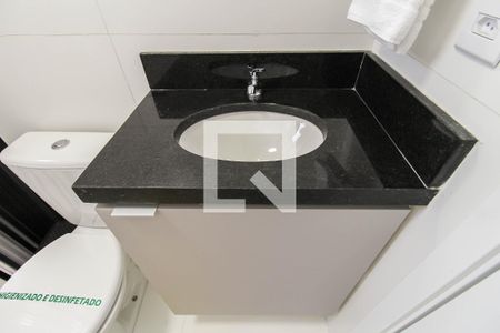 Studio para alugar com 30m², 1 quarto e sem vaga Studio para alugar com 30m², 1 quarto e sem vagaBanheiro