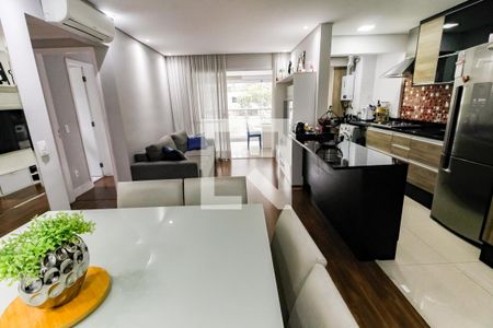 Sala de apartamento à venda com 2 quartos, 75m² em Vila Andrade, São Paulo