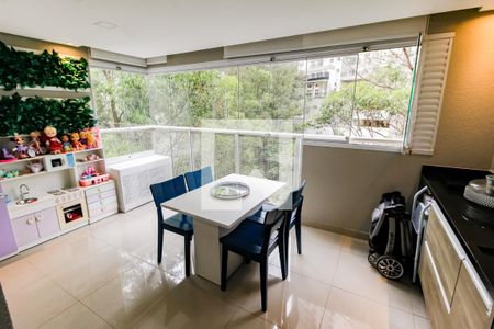 Varanda da Sala de apartamento à venda com 2 quartos, 75m² em Vila Andrade, São Paulo