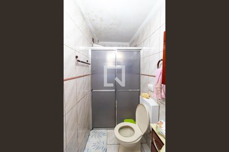 Banheiro de casa à venda com 5 quartos, 240m² em Parque Edu Chaves, São Paulo