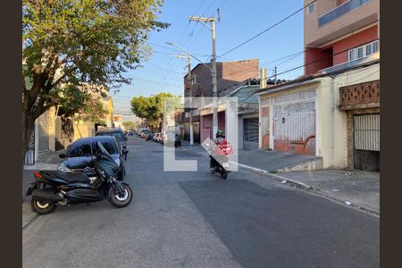 Vista da Rua de casa à venda com 5 quartos, 240m² em Parque Edu Chaves, São Paulo