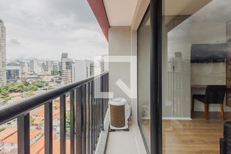 Varanda de kitnet/studio para alugar com 1 quarto, 25m² em Pinheiros, São Paulo