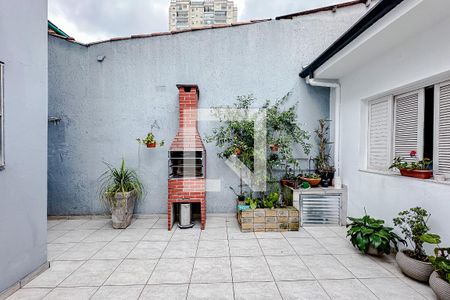 Casa à venda com 180m², 3 quartos e 2 vagasÁrea externa