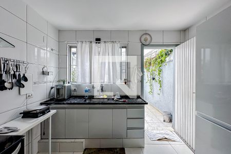 Casa à venda com 180m², 3 quartos e 2 vagasCozinha