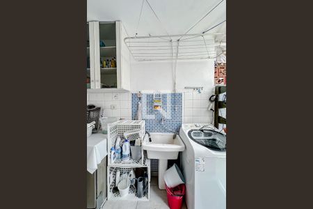 Casa à venda com 180m², 3 quartos e 2 vagasÁrea de Serviço