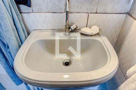 Casa à venda com 180m², 3 quartos e 2 vagasBanheiro da Suíte