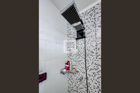 Casa à venda com 180m², 3 quartos e 2 vagasBanheiro