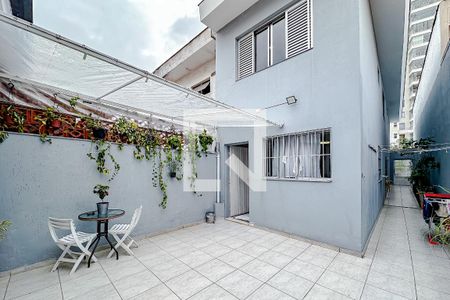 Casa à venda com 180m², 3 quartos e 2 vagasÁrea externa