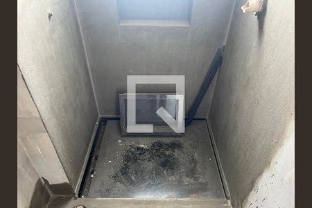 Apartamento à venda com 187m², 3 quartos e 3 vagasBanheiro do Quarto 2