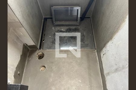 Apartamento à venda com 187m², 3 quartos e 3 vagasBanheiro do Quarto 2