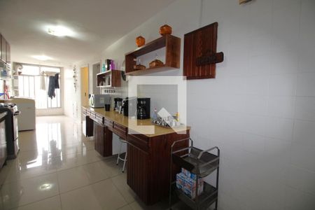 Apartamento à venda com 142m², 4 quartos e 1 vagaCozinha