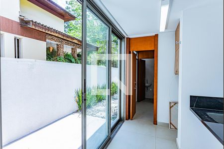 Casa para alugar com 420m², 4 quartos e 4 vagasÁrea de Serviço